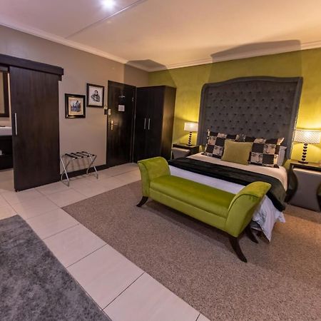Altissimo Guesthouse Bloemfontein Dış mekan fotoğraf